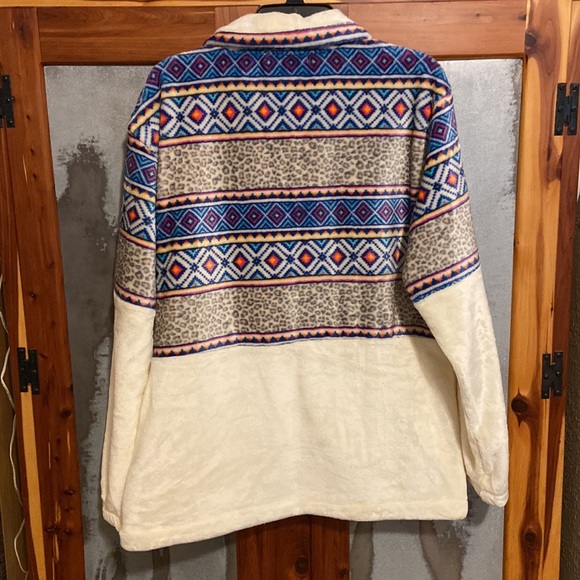 Soft Quarter Zip Pullover - Picture 5 of 5